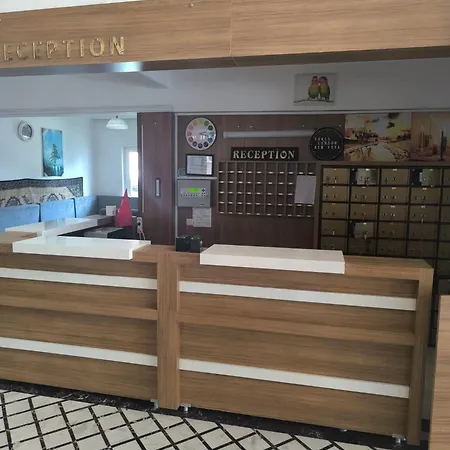 מלון Sunshinemirotel 3*